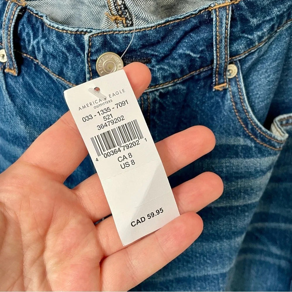 American Eagle Low-Rise Denim  Tomgirl Short - Picture 9 of 9